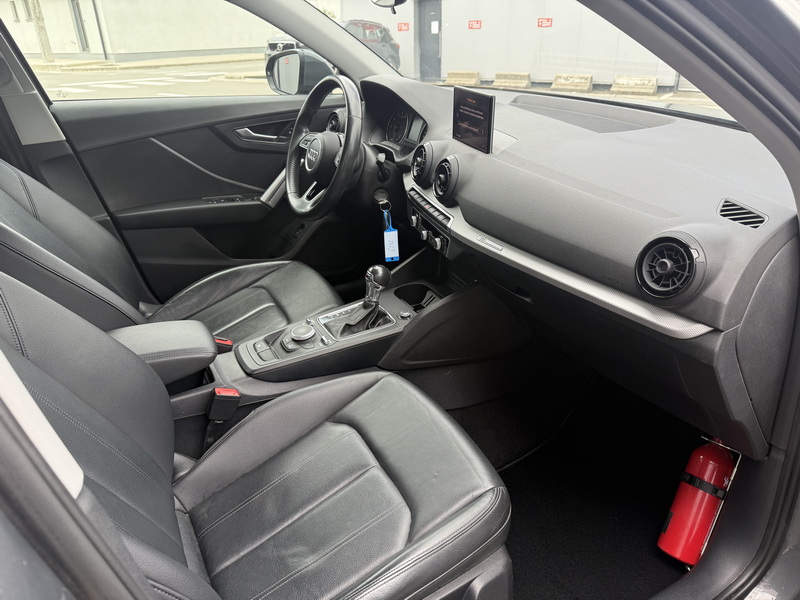 AUDI Q2